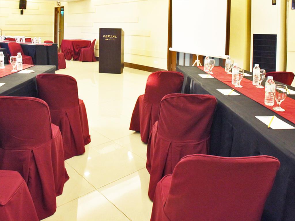 Fersal Hotel Kalayaan, Кесон Сити Екстериор снимка