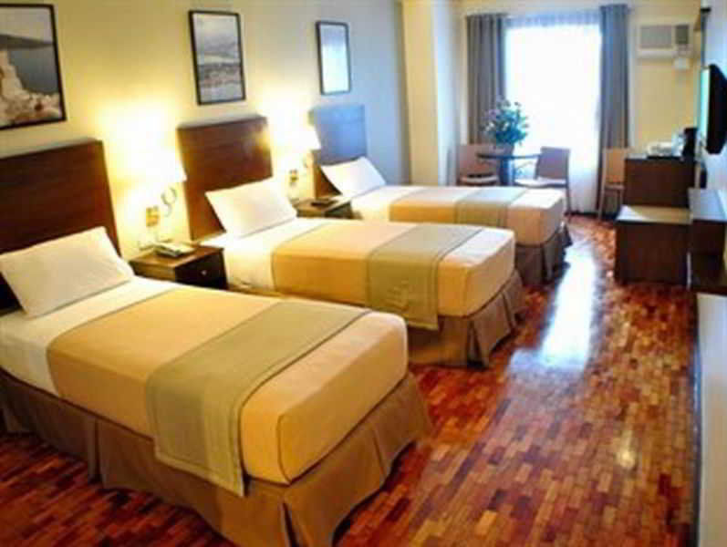 Fersal Hotel Kalayaan, Кесон Сити Екстериор снимка